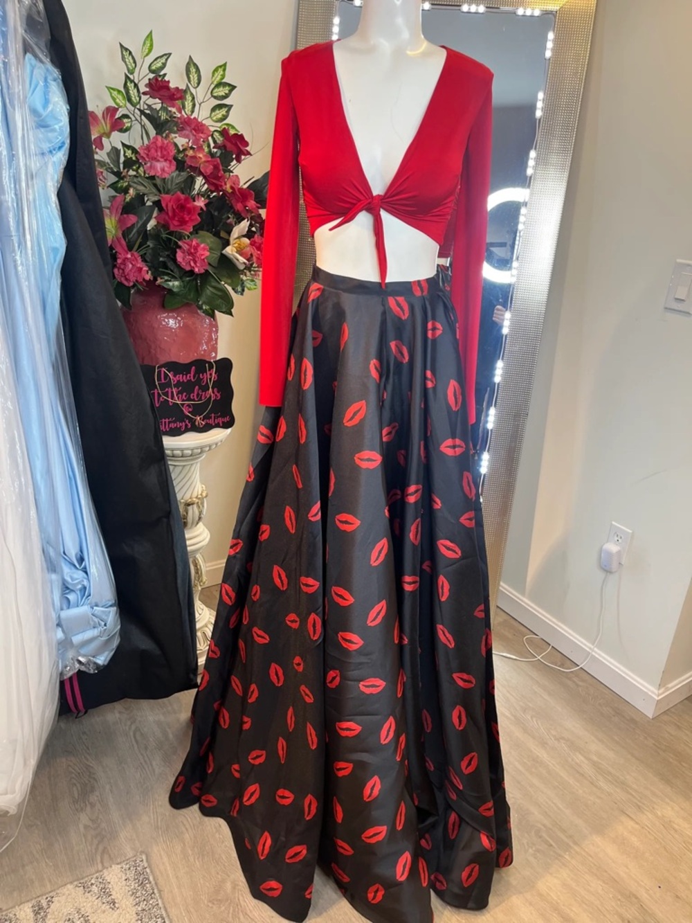 Tarik Ediz Red Crop Top with Black Kiss-Print Ball Gown Skirt